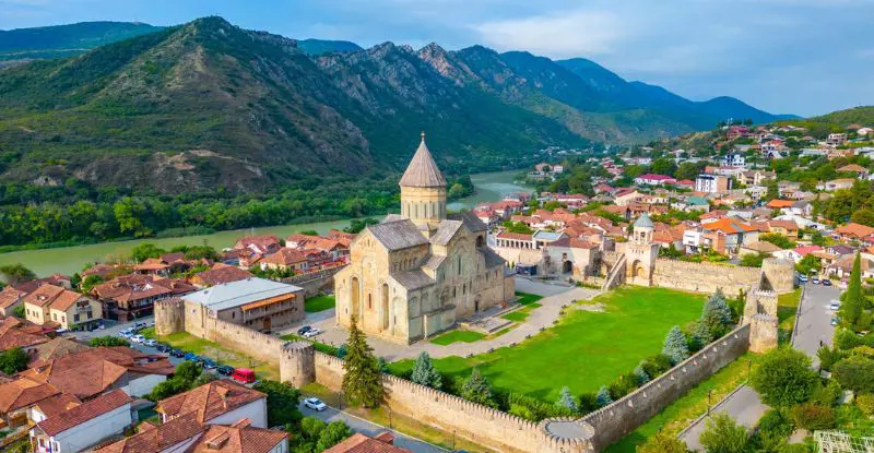 Azerbaiyán y Georgia Al Completo