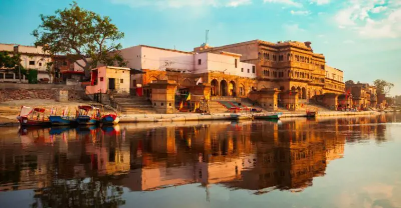 India Increíble, Khajuraho, Allahabad y Benarés