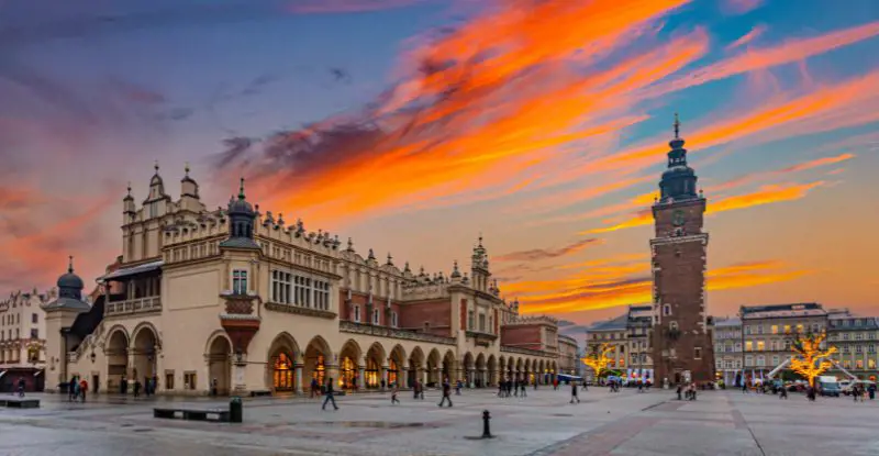 Escocia, Inglaterra y Polonia Al Completo