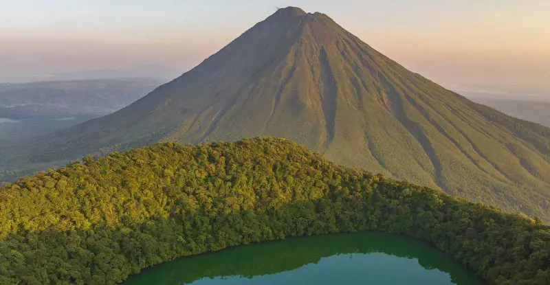 Costa Rica con Guanacaste en Fin de Año