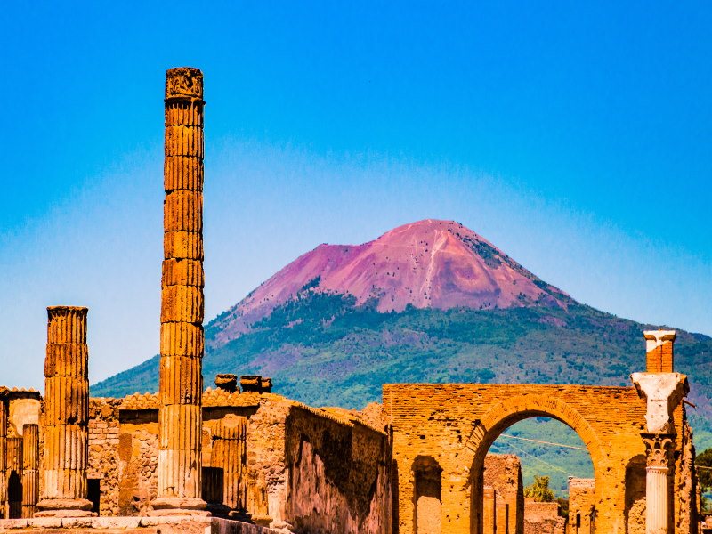 Nápoles y Sicilia Monumental